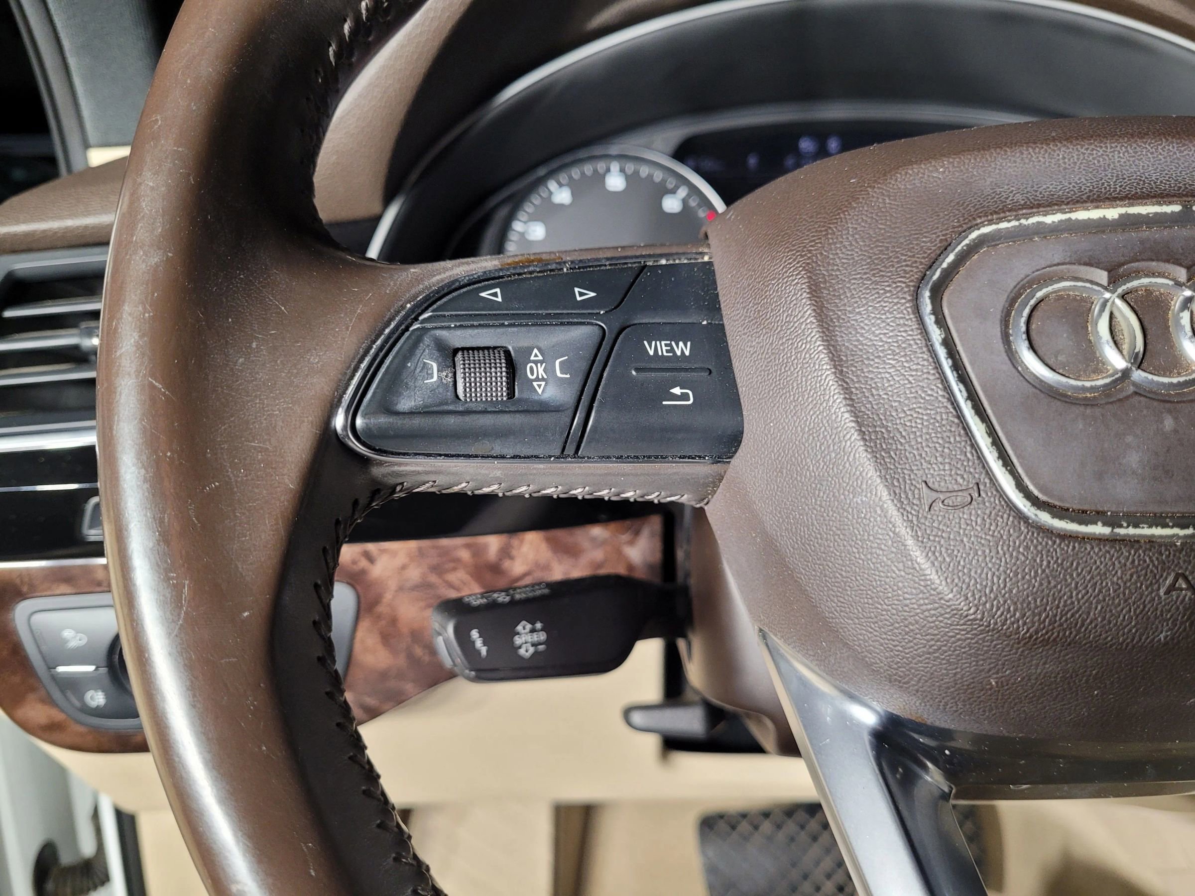 Used 2017 Audi Q7 3.0T Premium image 25