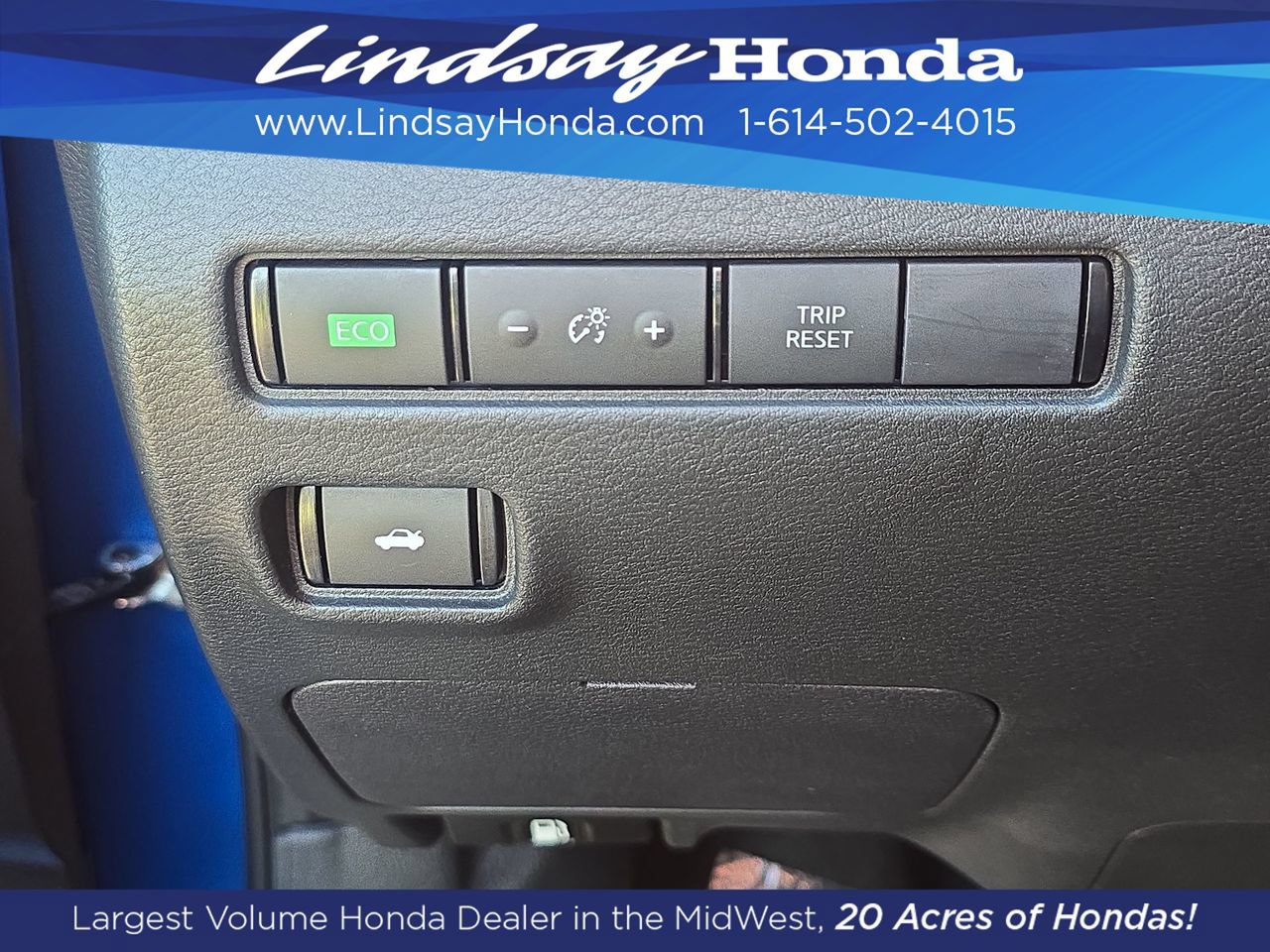 Used 2023 Nissan Sentra SV FWD image 18