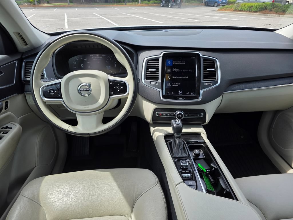 Used 2020 Volvo XC90 T5 Momentum w/ Protection Package Premier AWD/4WD image 27