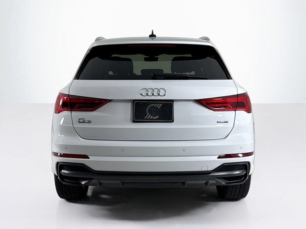 Used 2022 Audi Q3 2.0T Premium AWD/4WD image 4