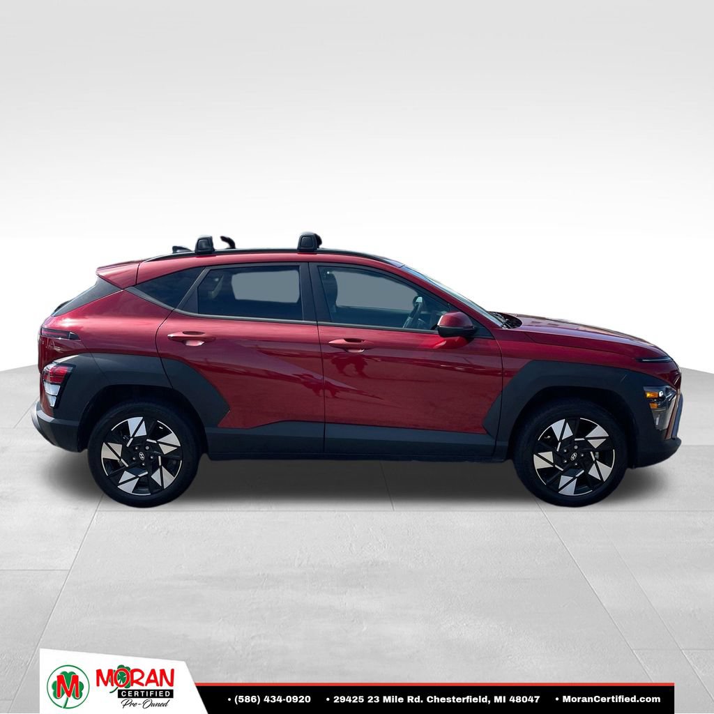 Used 2024 Hyundai Kona SEL w/ Convenience Package AWD/4WD image 2