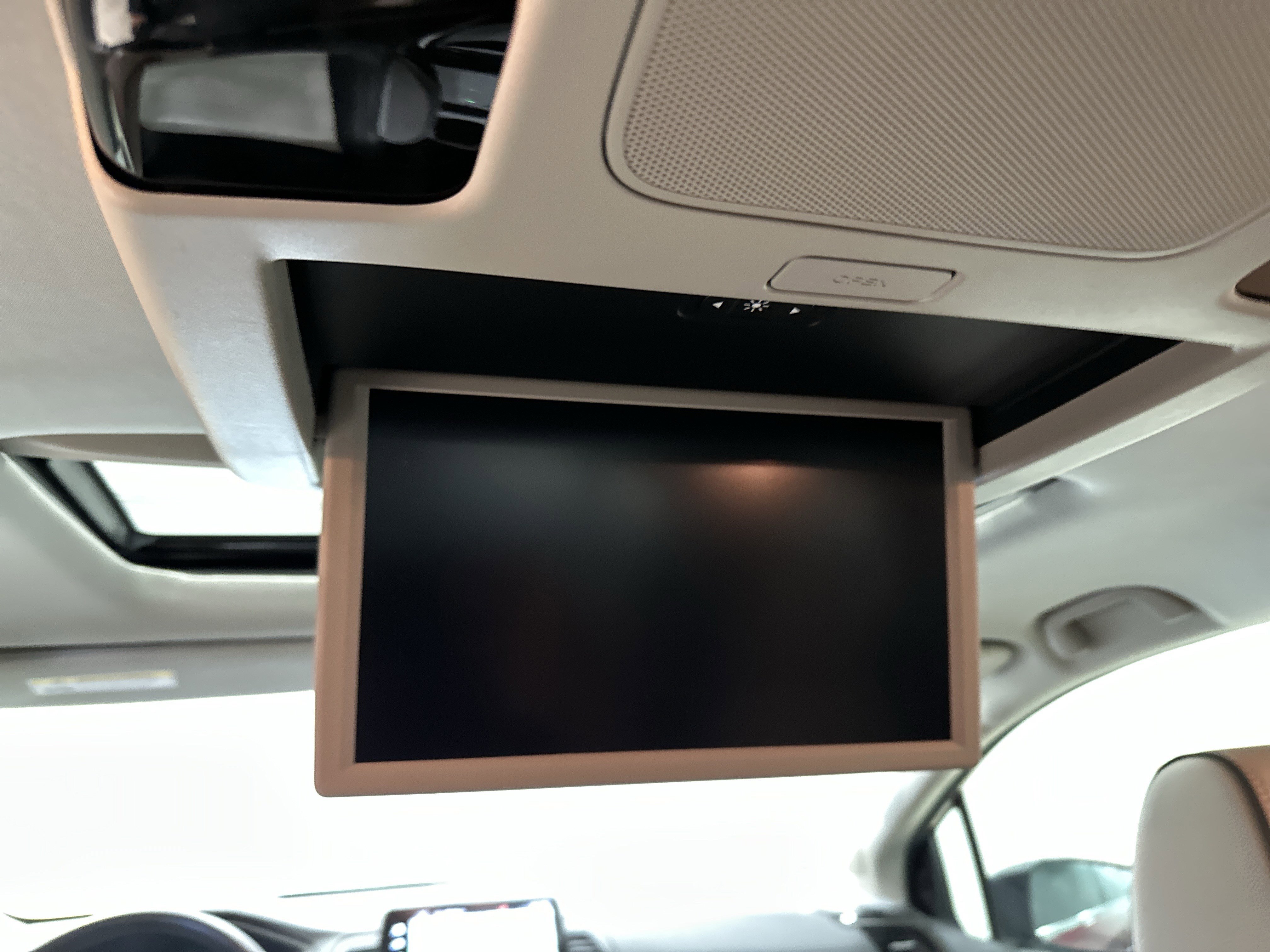 Used 2025 Honda Odyssey Elite image 36