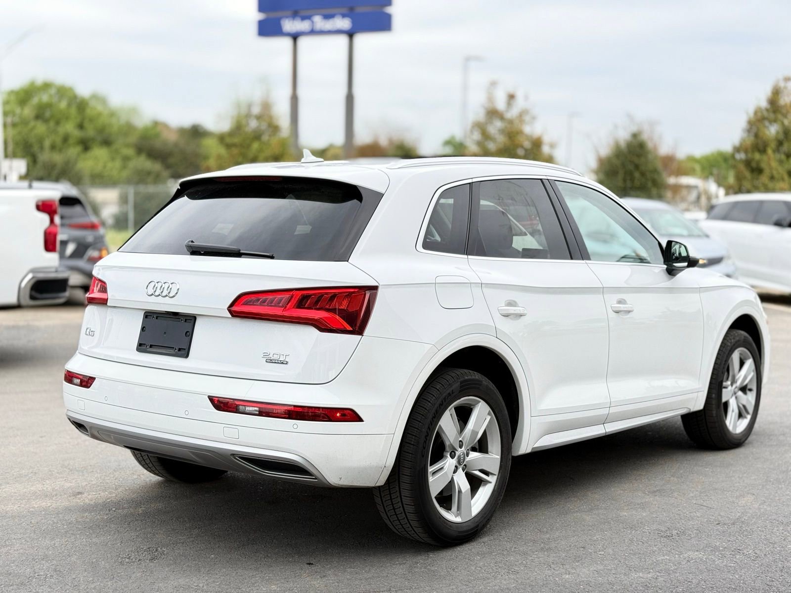 Used 2018 Audi Q5 2.0T Premium Plus w/ Premium Plus Package image 10