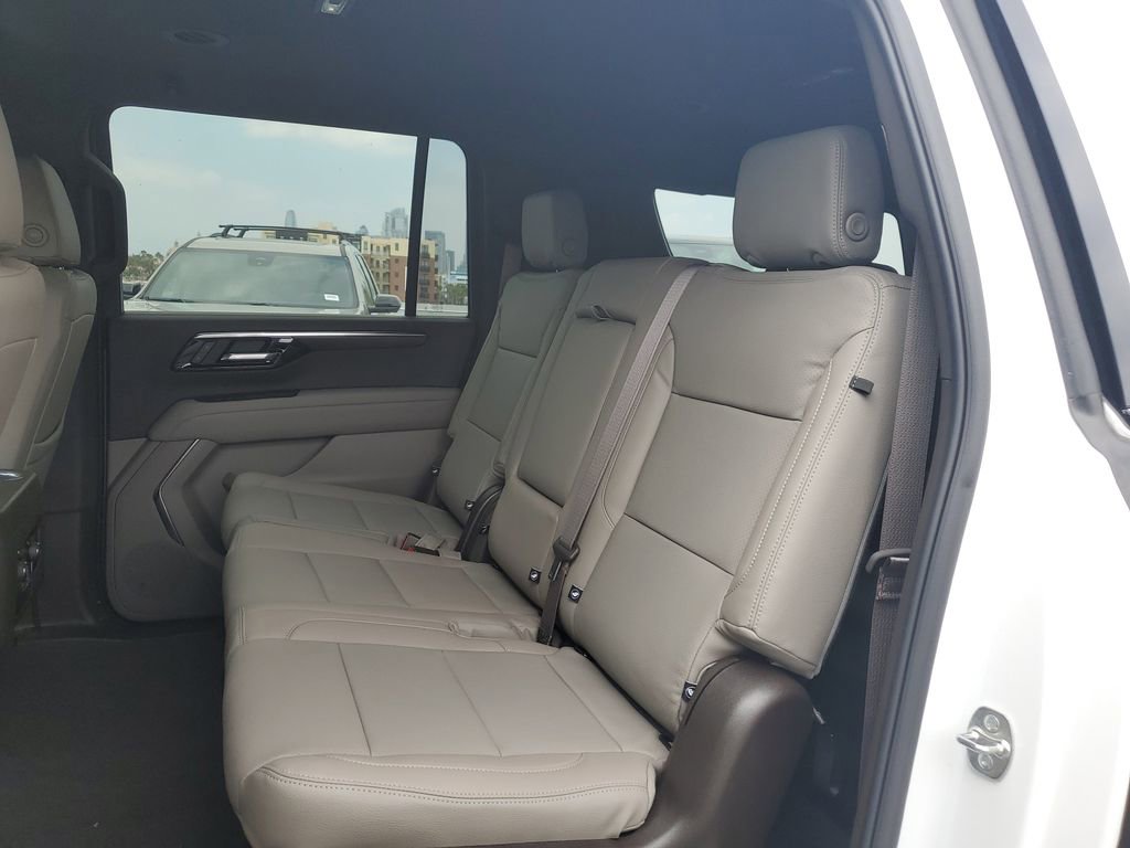 New 2026 Chevrolet Suburban LS RWD image 13
