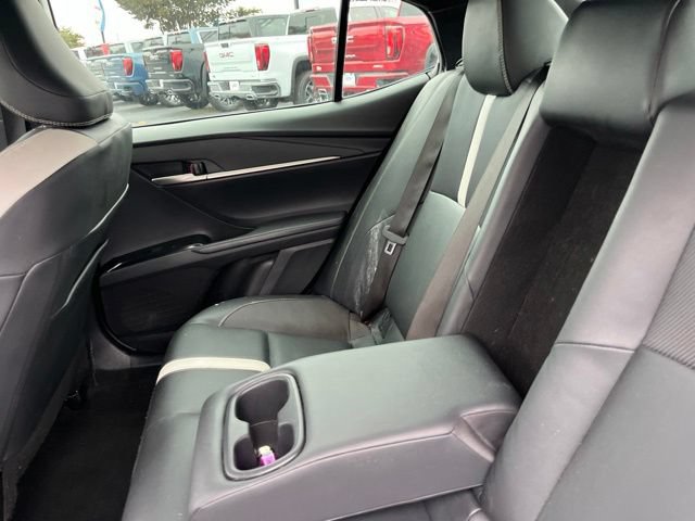 Used 2025 Toyota Camry SE w/ Convenience Package FWD image 13