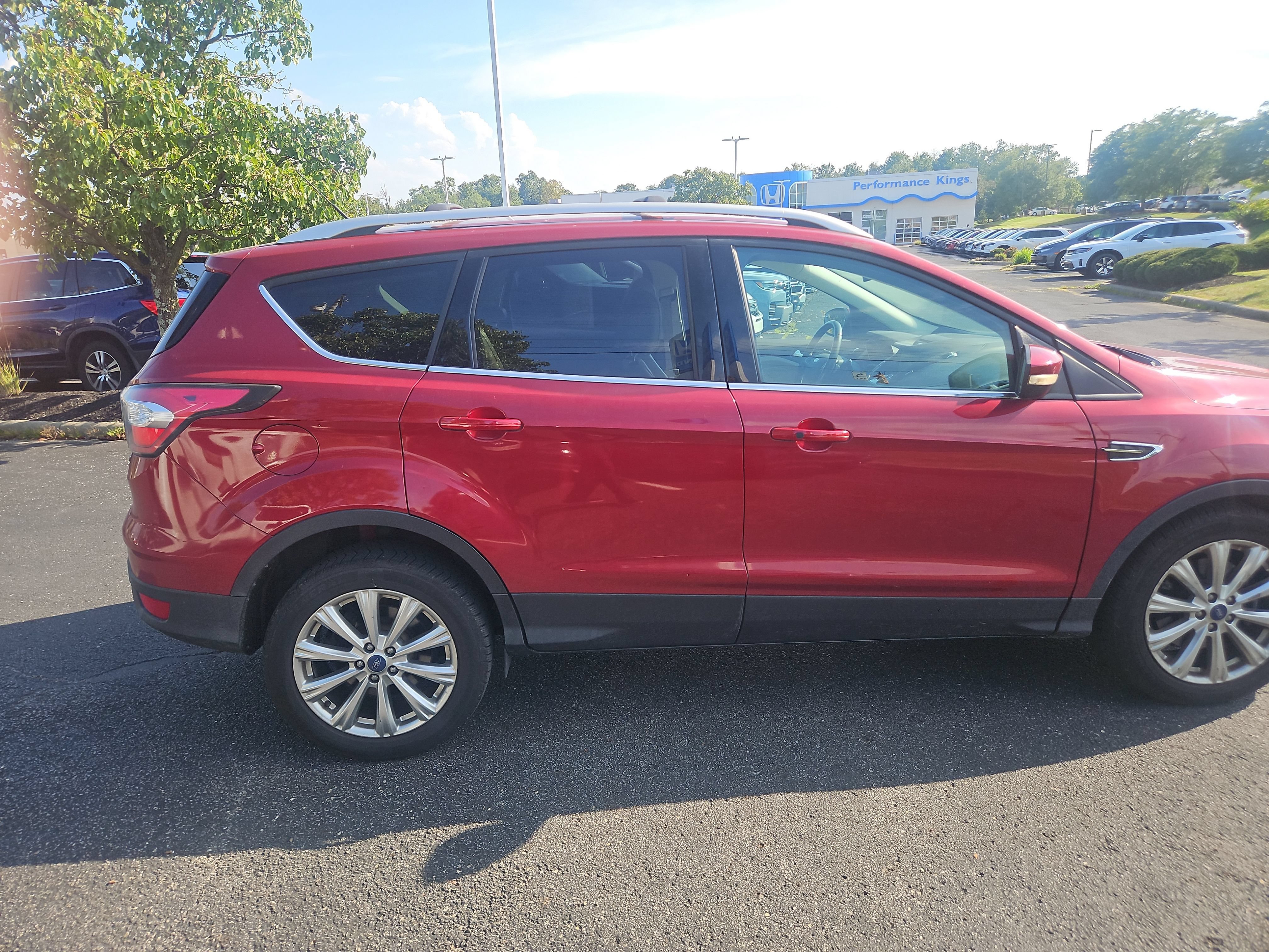 Used 2017 Ford Escape Titanium FWD image 16