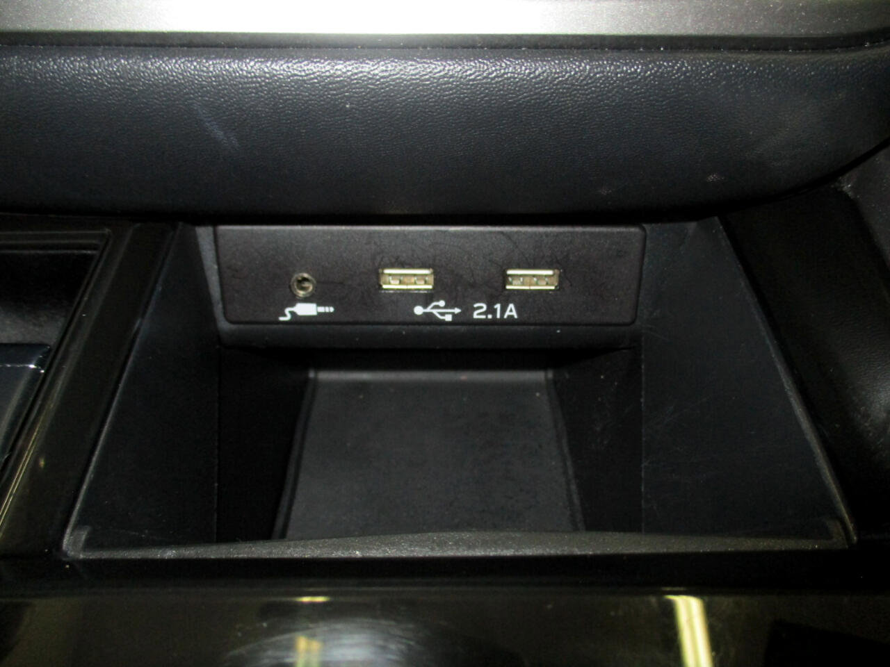 Used 2021 Subaru Outback Limited image 21