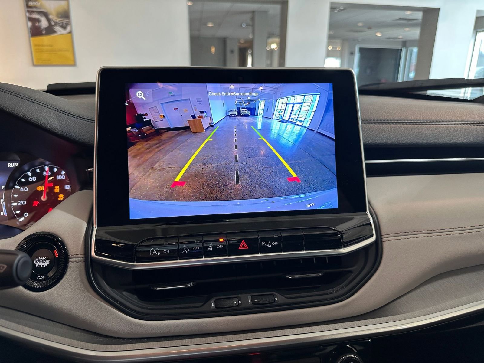 Used 2025 Jeep Compass Limited image 24