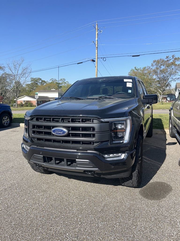 Used 2023 Ford F150 Lariat w/ Equipment Group 502A High AWD/4WD image 3