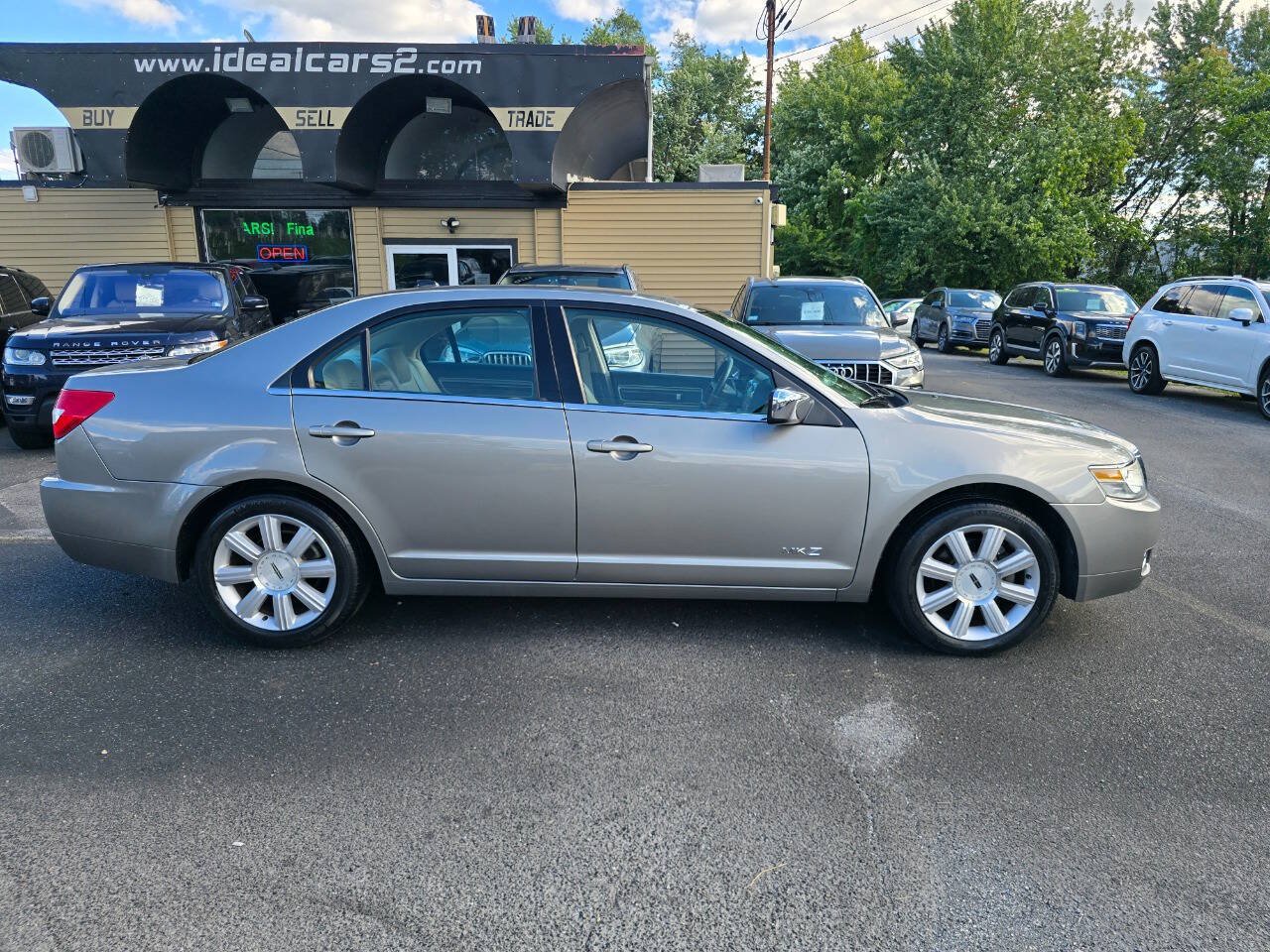 Used 2008 Lincoln MKZ FWD image 2