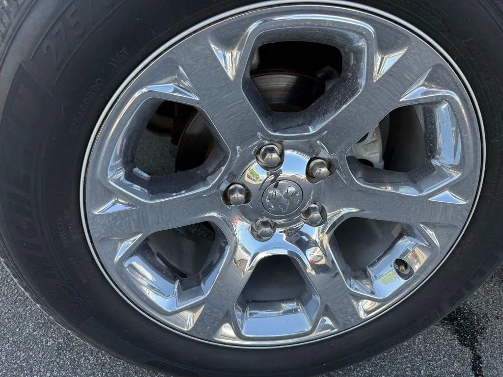 Used 2013 RAM 1500 Laramie w/ Convenience Group AWD/4WD image 9