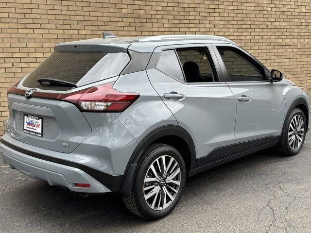 Used 2024 Nissan Kicks SV FWD image 12