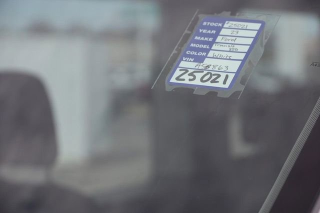 Used 2023 Ford Transit 350 XLT image 27