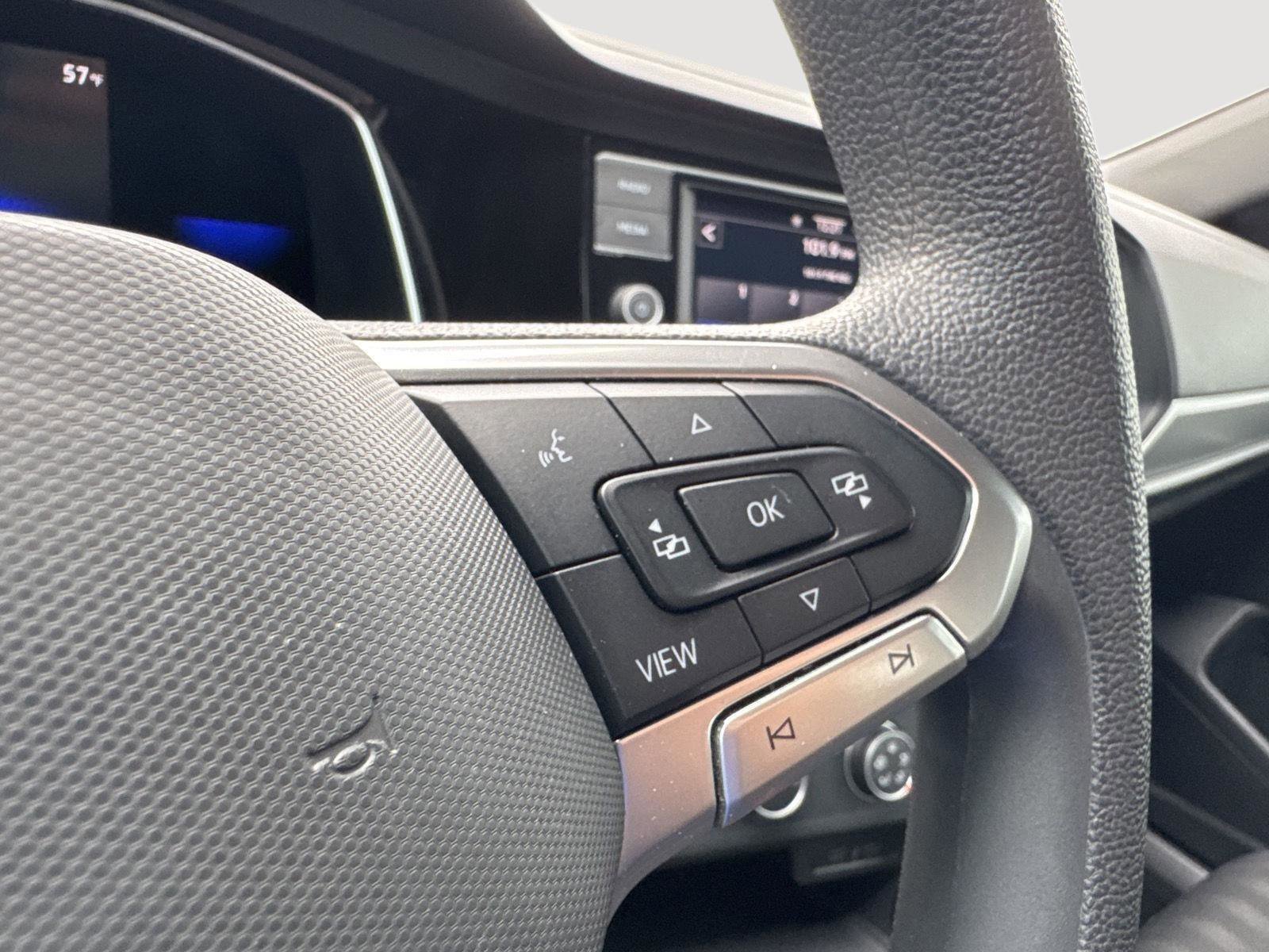 Certified 2023 Volkswagen Jetta Sport image 17