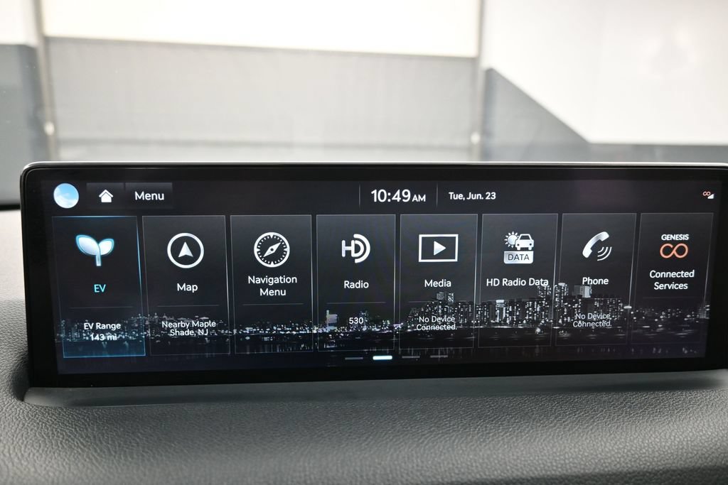 Used 2024 Genesis Electrified GV70 AWD/4WD image 11