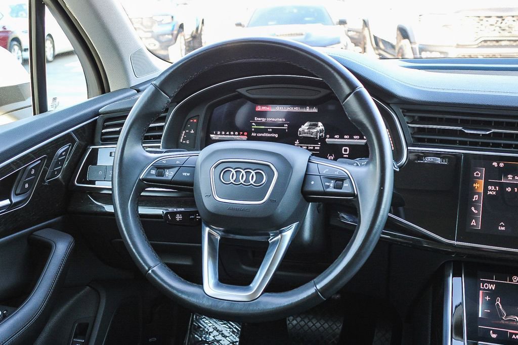 Used 2023 Audi Q7 3.0T Premium Plus image 18