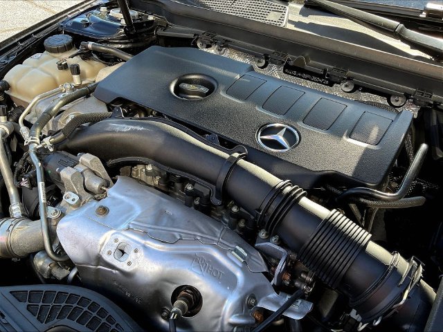 Used 2023 Mercedes-Benz CLA 250 4MATIC image 33