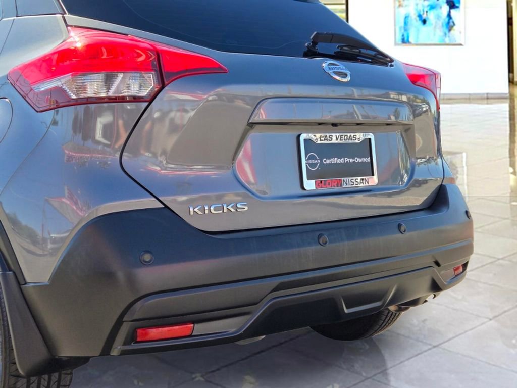 Used 2020 Nissan Kicks S FWD image 6