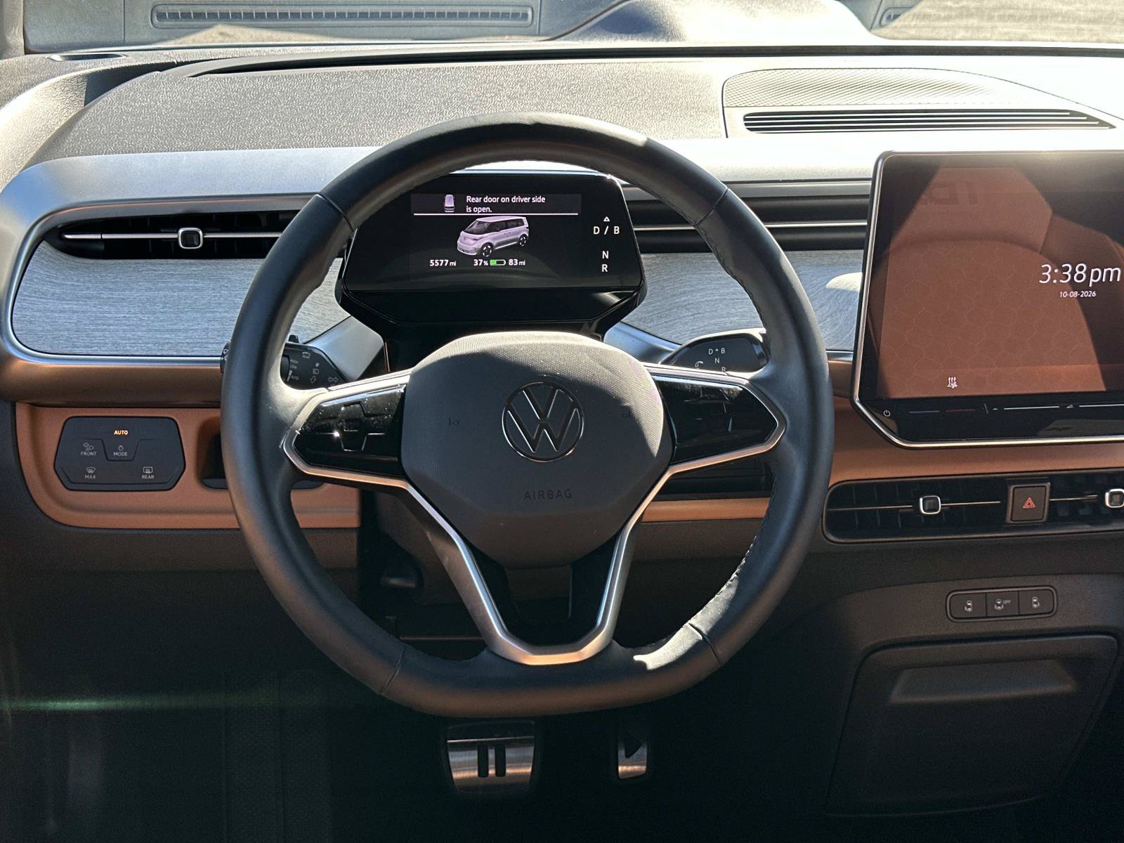 Certified 2025 Volkswagen ID. Buzz Pro S RWD image 8