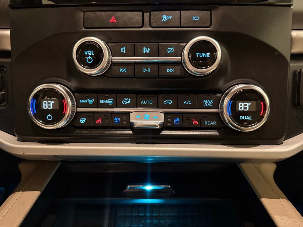 Used 2022 Ford Expedition XLT image 26