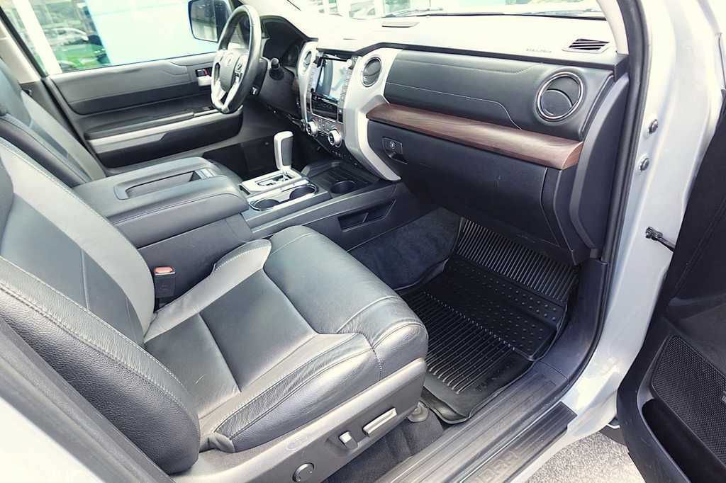 Used 2021 Toyota Tundra Limited w/ Limited Premium Package AWD/4WD image 7