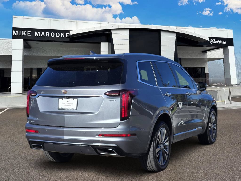Certified 2022 Cadillac XT6 Premium Luxury AWD/4WD image 4