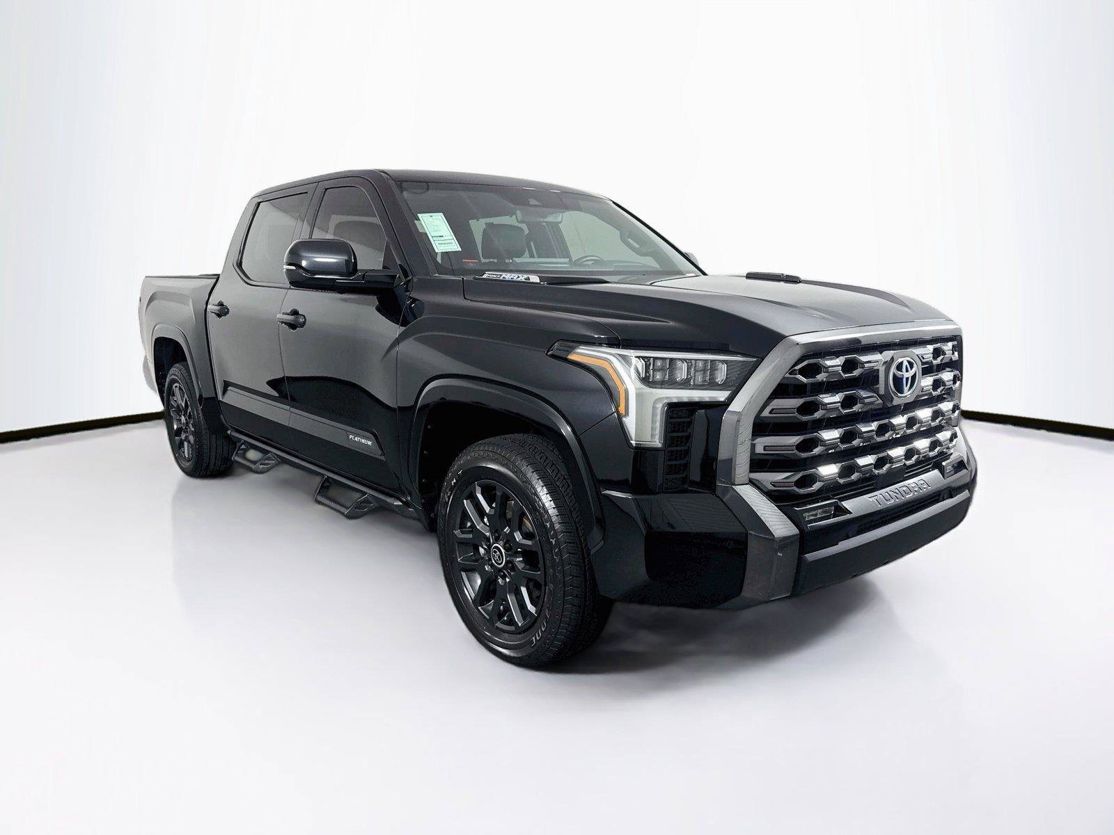 Used 2024 Toyota Tundra Platinum AWD/4WD image 10
