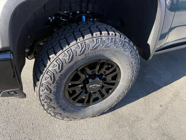 New 2026 Chevrolet Silverado 2500 ZR2 w/ LPO, Dark Essentials Package AWD/4WD image 3