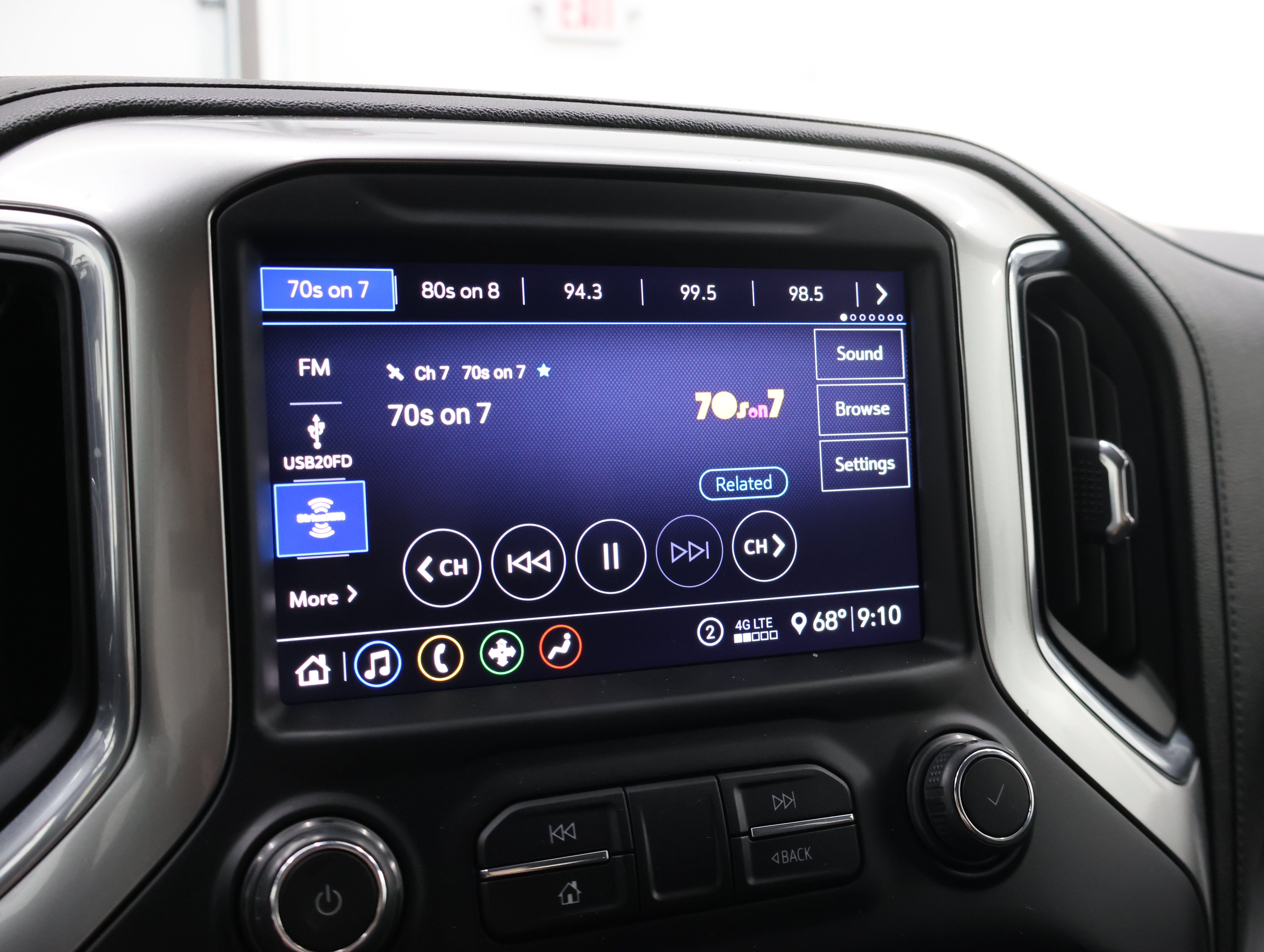 Used 2020 Chevrolet Silverado 2500 LT w/ All Star Edition AWD/4WD image 55