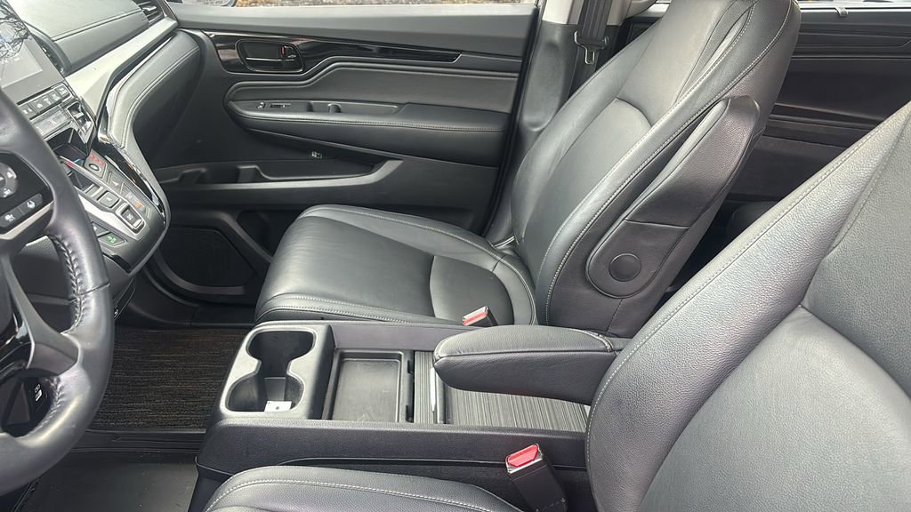 Certified 2024 Honda Odyssey Touring image 24