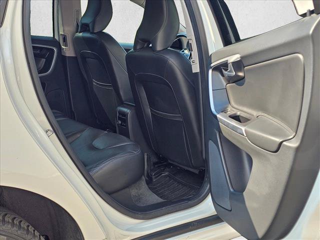Used 2016 Volvo XC60 T5 Platinum AWD/4WD image 13