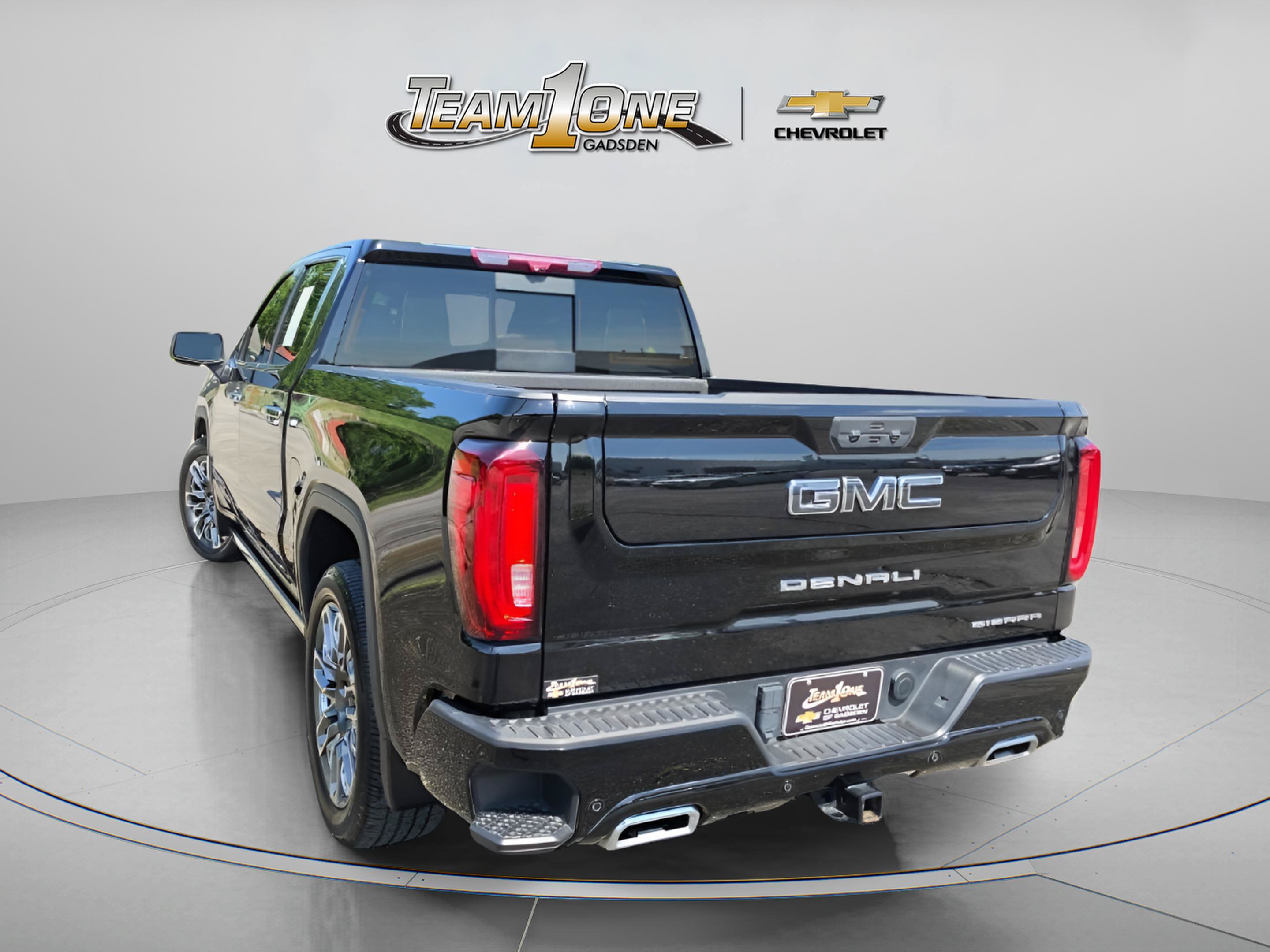Used 2024 GMC Sierra 1500 Denali Ultimate AWD/4WD image 6