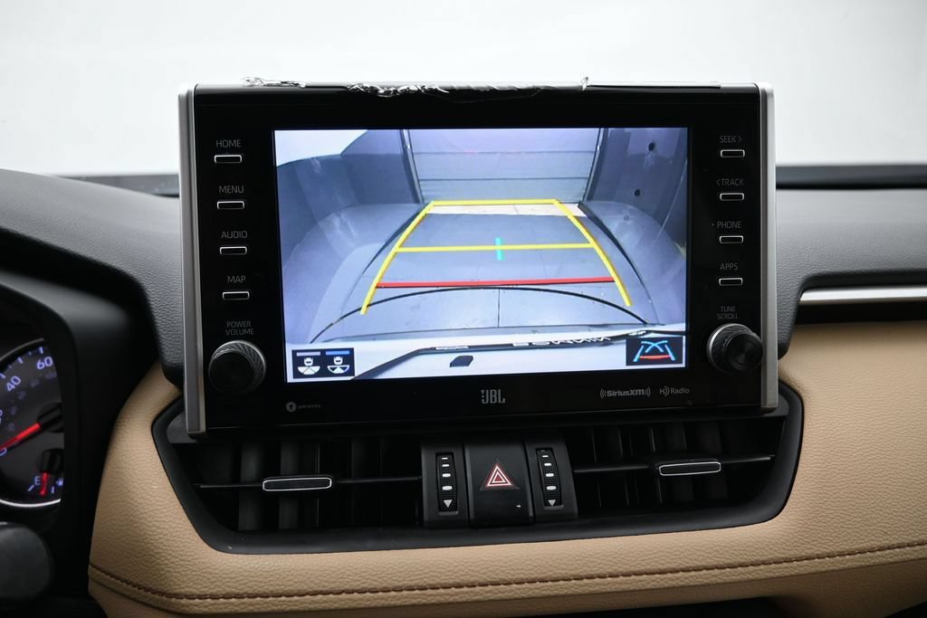 Used 2022 Toyota RAV4 XLE Premium FWD image 11