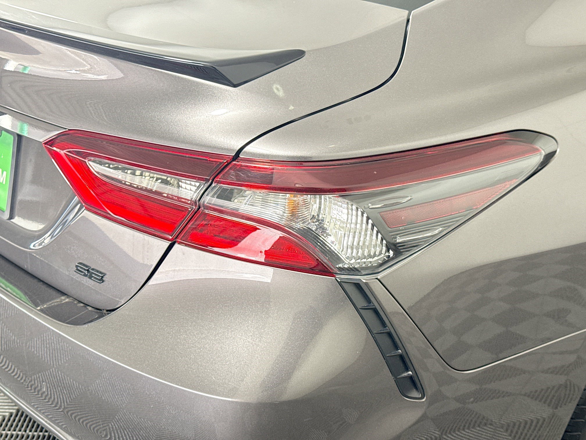 Used 2024 Toyota Camry SE image 33