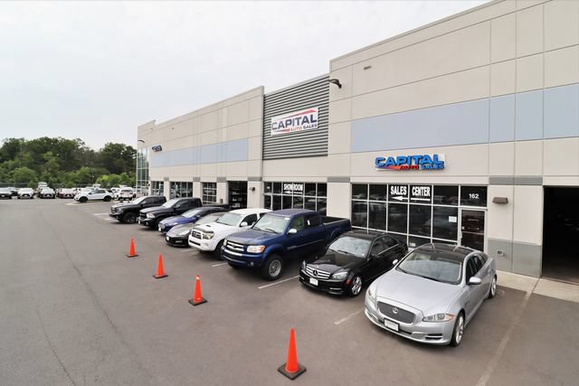 Used 2020 Jeep Grand Cherokee Laredo AWD/4WD image 73