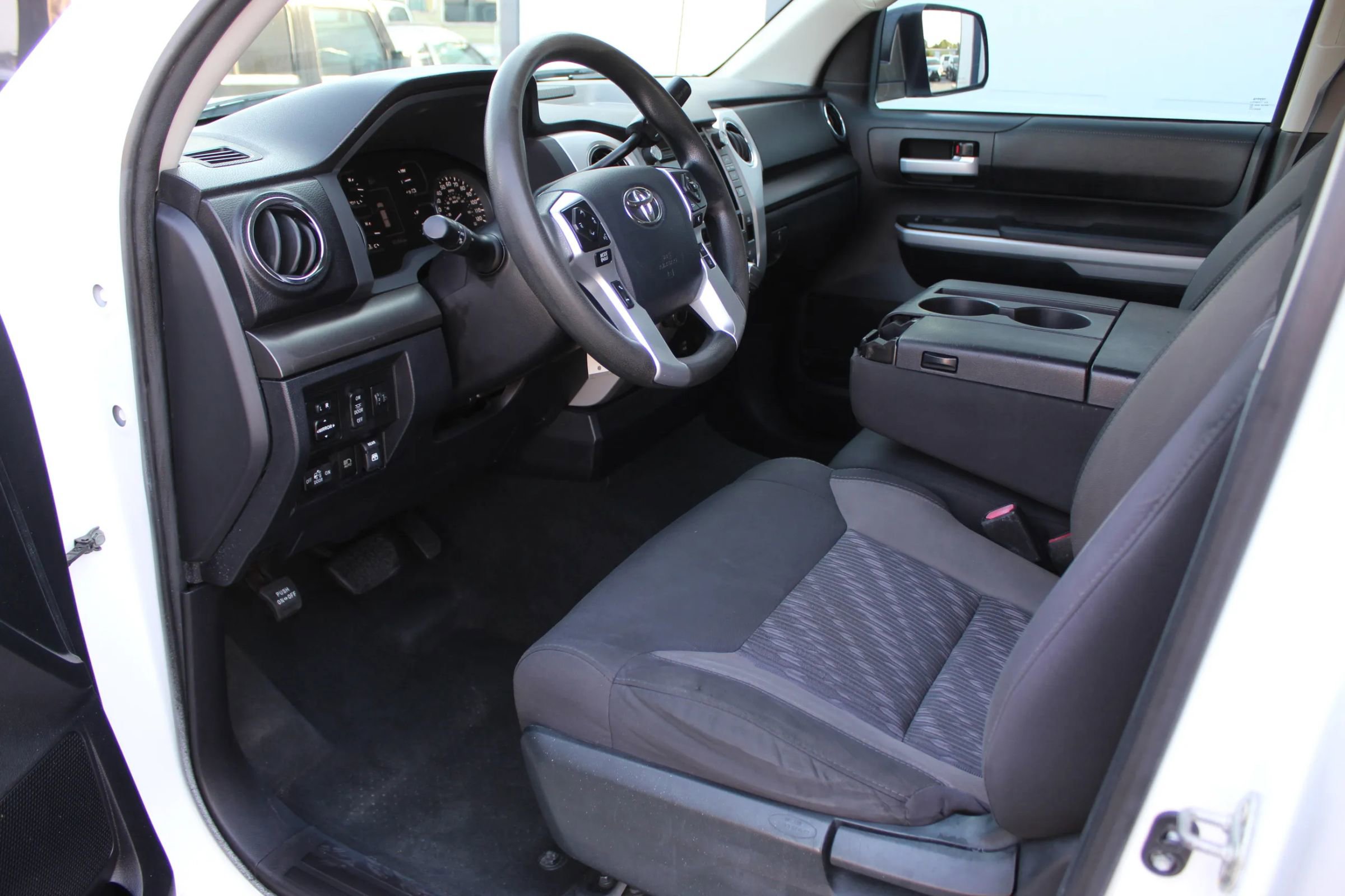 Used 2018 Toyota Tundra SR5 w/ TRD Off Road Package AWD/4WD image 11