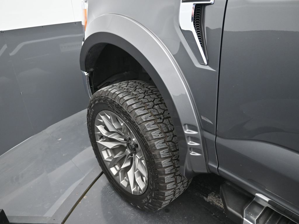 Used 2023 Ford F150 Lariat w/ FX4 Off-Road Package AWD/4WD image 13