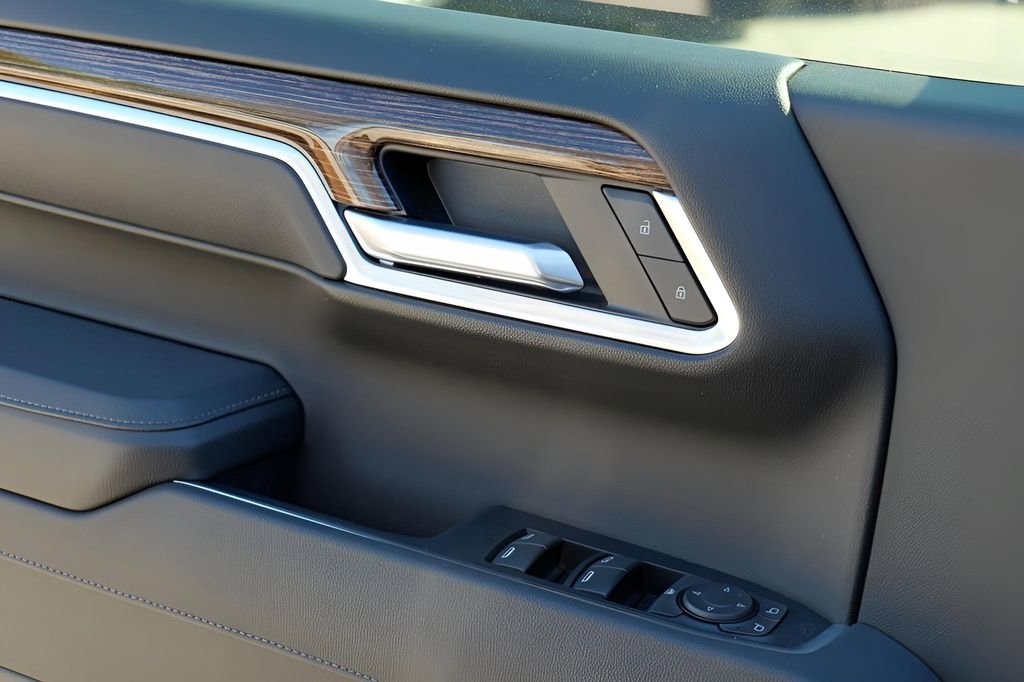 New 2025 GMC Sierra 1500 Elevation RWD image 25