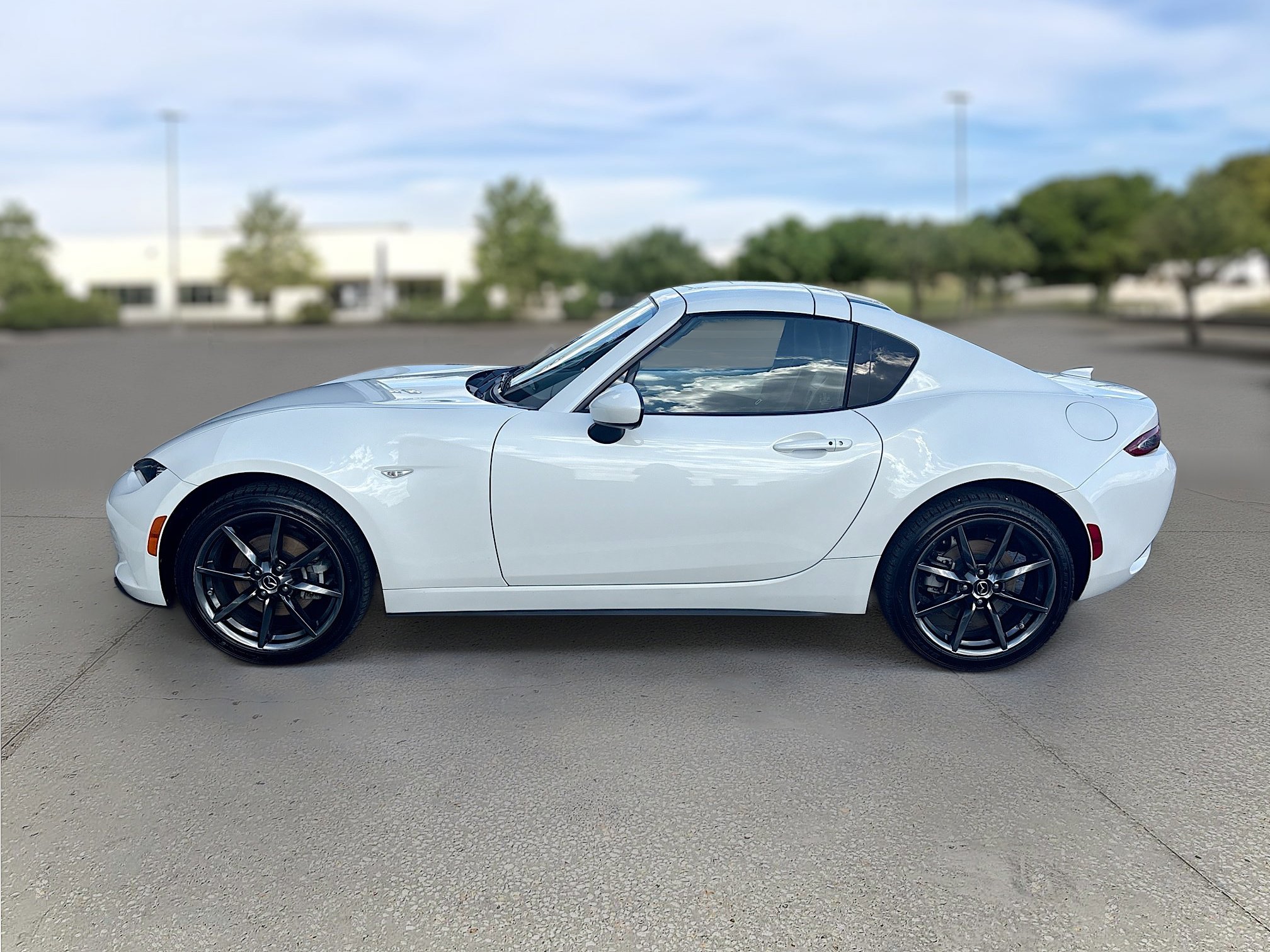 Used 2019 MAZDA MX-5 Miata RF Grand Touring image 5
