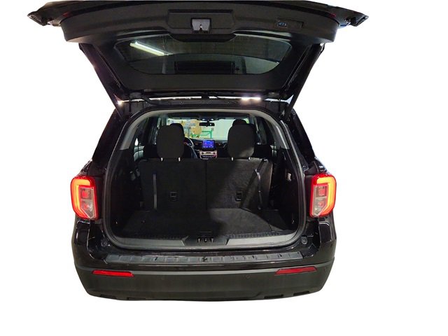 Used 2021 Ford Explorer XLT image 27