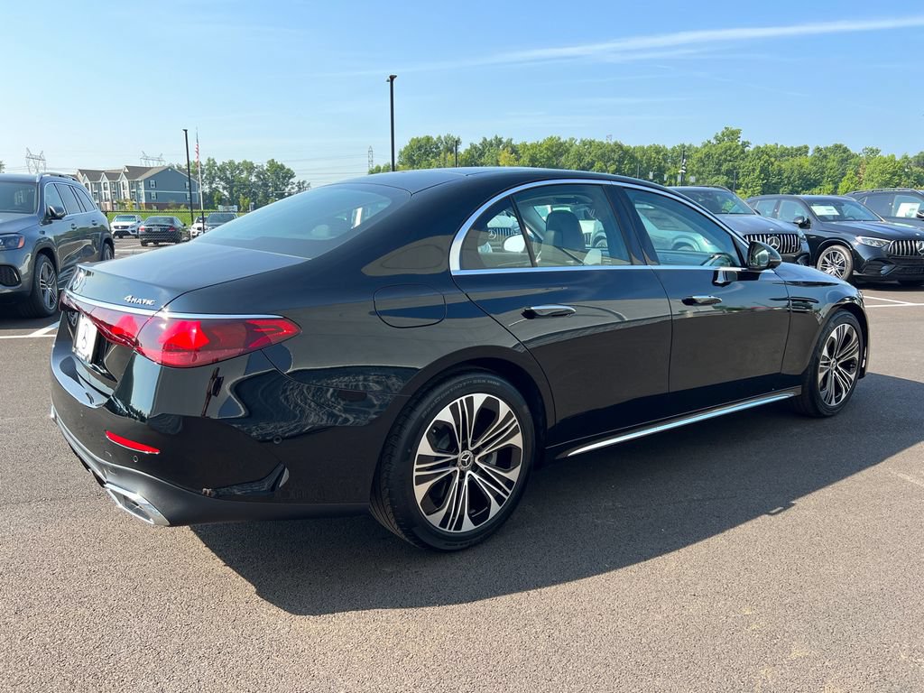 New 2026 Mercedes-Benz E 350 4MATIC Sedan image 8
