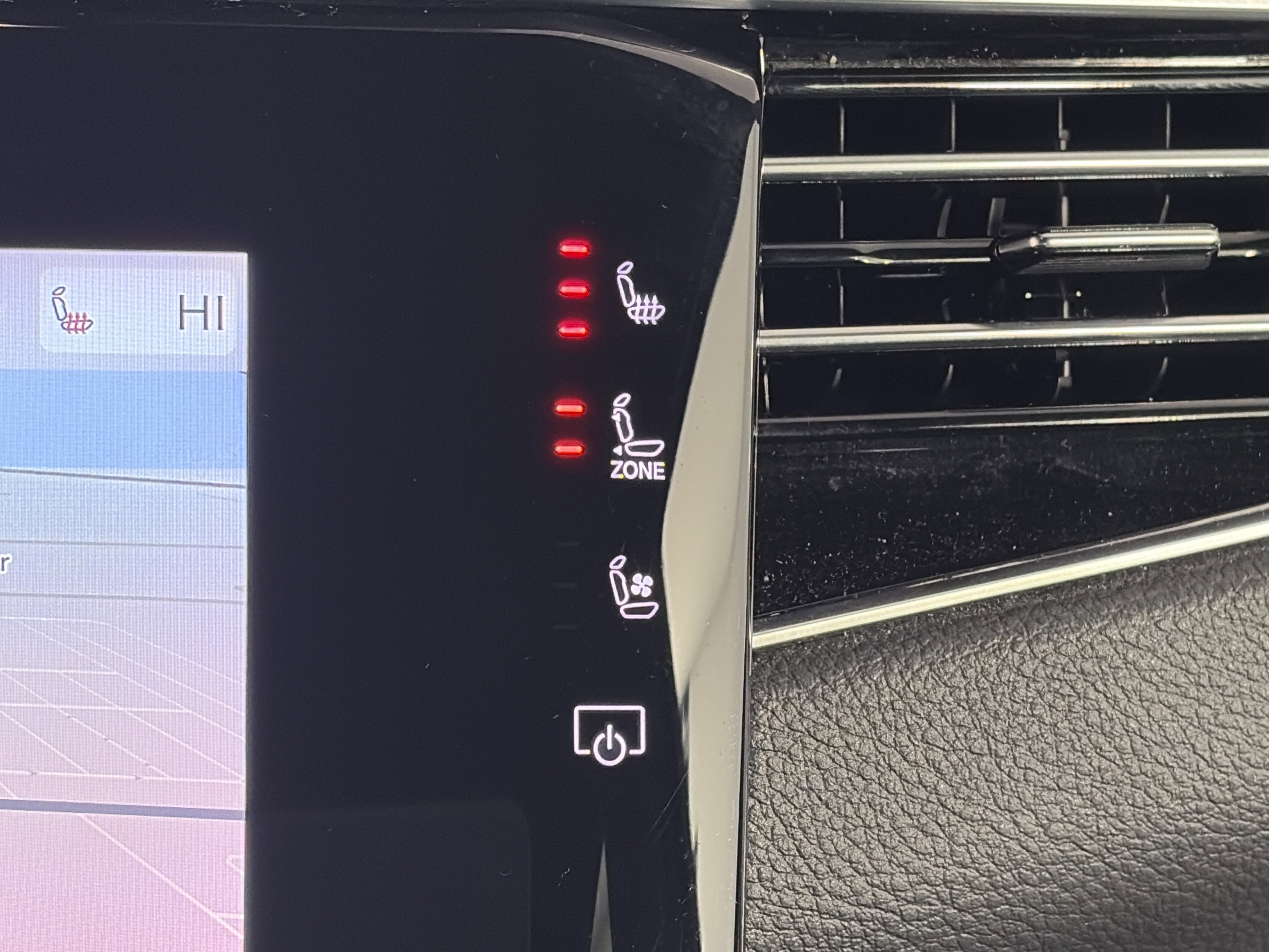 Used 2024 Jeep Wagoneer L Series II w/ Flexible Seating Group image 27