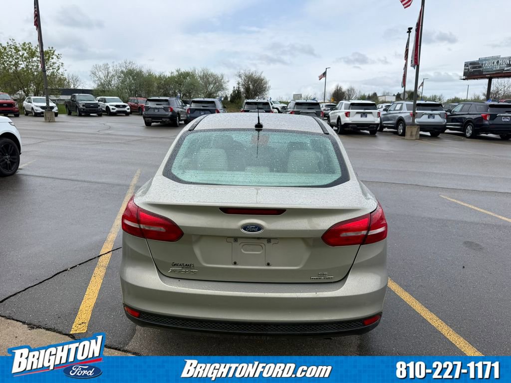 Used 2015 Ford Focus SE FWD image 8