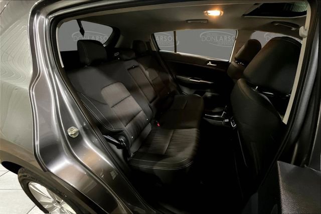 Used 2017 Kia Sportage LX image 16