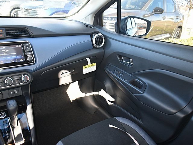New 2025 Nissan Versa SV w/ Trunk Package FWD image 11