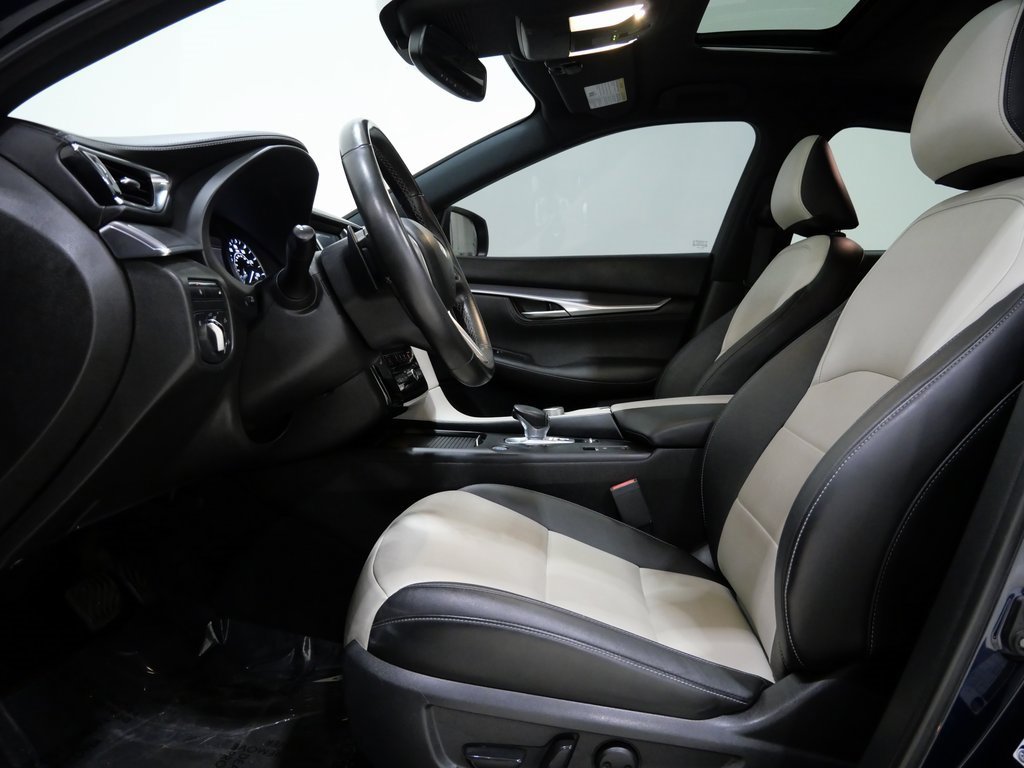 Used 2022 INFINITI QX55 Luxe w/ Cargo Package image 13