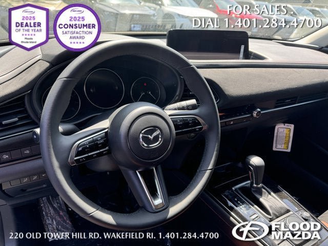 New 2025 MAZDA CX-30 Carbon image 21