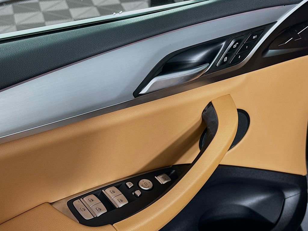 Used 2025 BMW X4 xDrive30i w/ Premium Package image 21