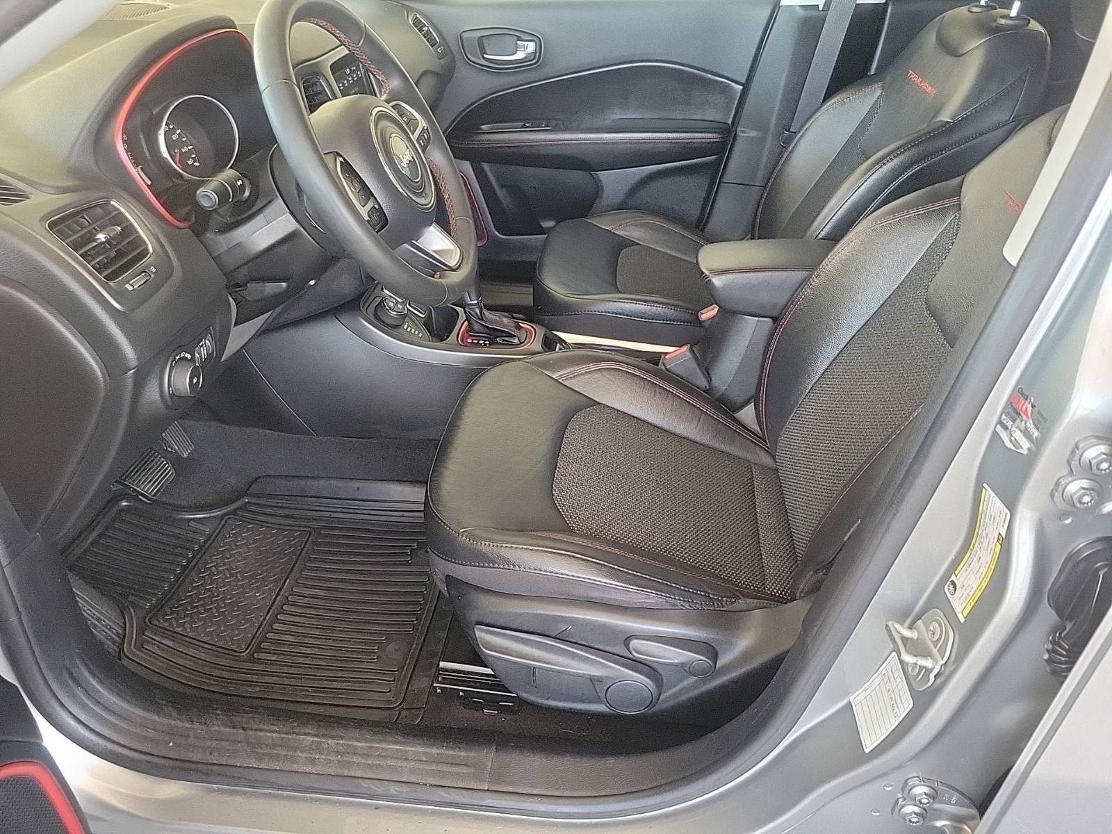 Used 2021 Jeep Compass Trailhawk AWD/4WD image 11