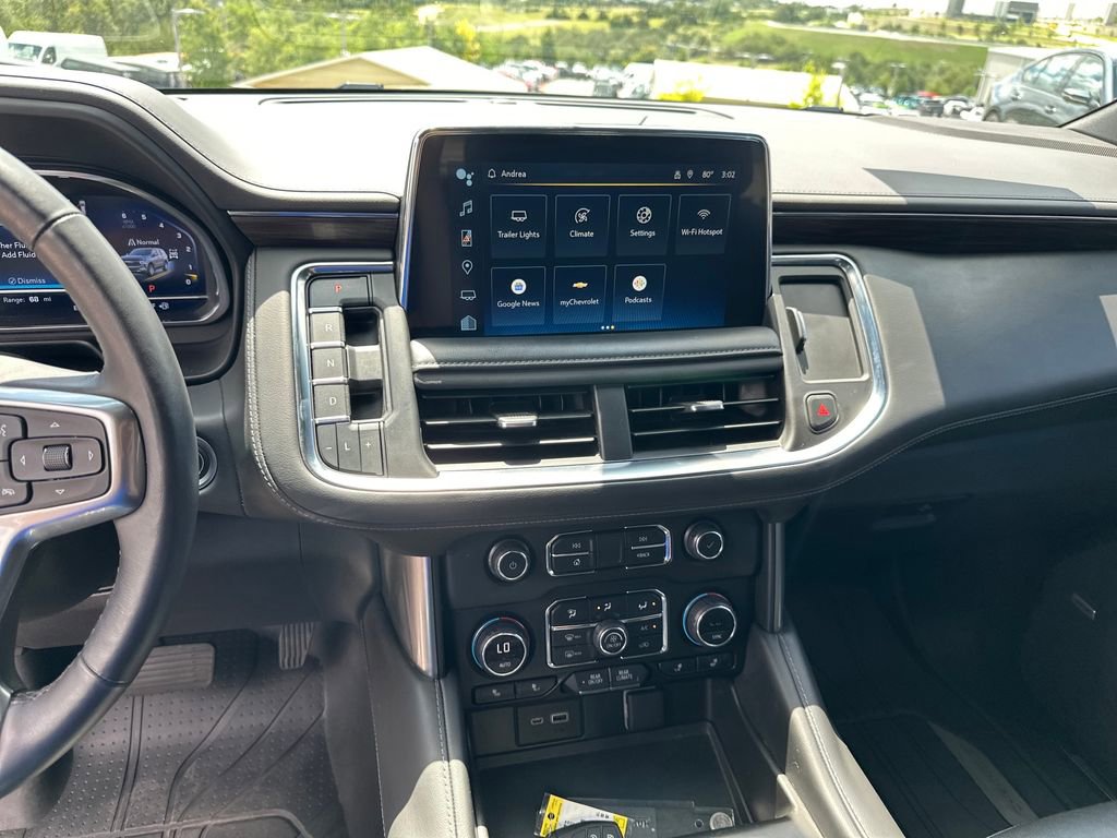Used 2022 Chevrolet Suburban Z71 w/ Luxury Package AWD/4WD image 26